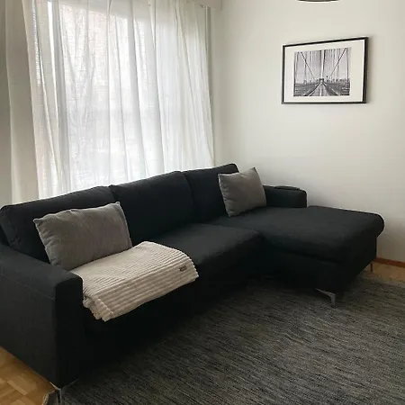 Huoneisto Henniina V Isokatu - Sauna & Free Parking Oulu