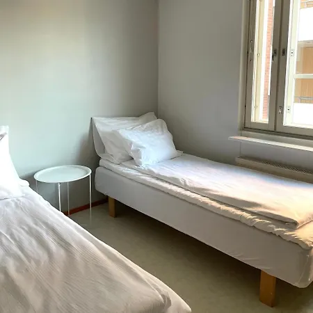 Henniina V Isokatu - Sauna & Free Parking *