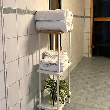Henniina V Isokatu - Sauna & Free Parking Oulu